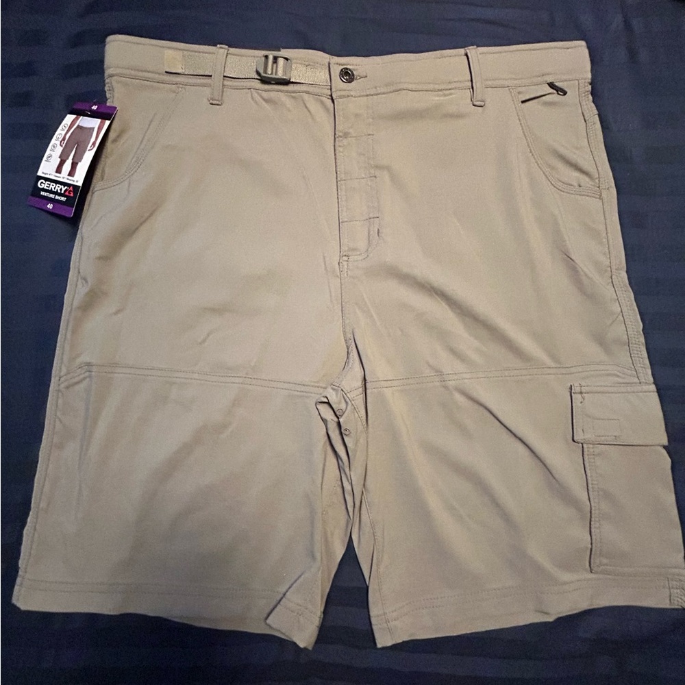 NWT Gerry Desert/Khaki Men’s Cargo Shorts Classic Casual Style